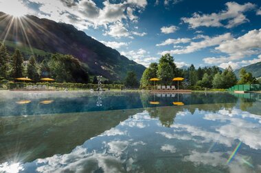 Thermalwasser Badesee Morgenstimmung | © Alpentherme Gastein/Wolkersdorfer