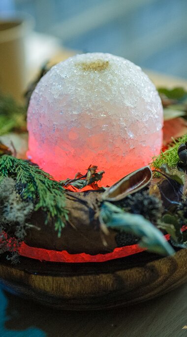 Eiskugel Kräuter-Aufguss Sauna Herbal Cup | © Sauna Herbal Cup