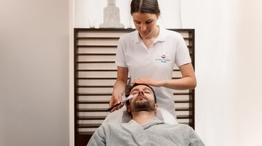 Beauty World Augenzonenbehandlung | © Alpentherme Gastein/Marktl Photography