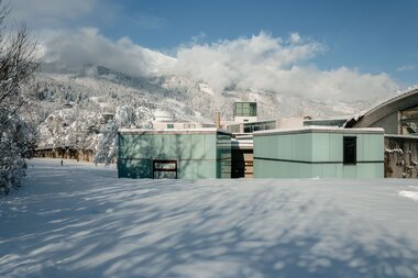 Aussenansicht Sauna World im Winter | © Alpentherme Gastein/Marktl Photography