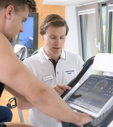 Sportmedizin Training am Ergometer | © Alpentherme Gastein/Marktl Photography